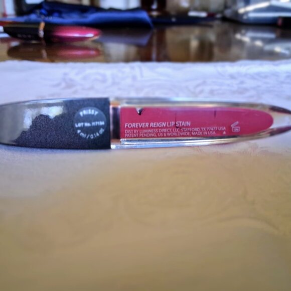 New Luminess Forever Reign Lip Stain PRISSY - Picture 2 of 3